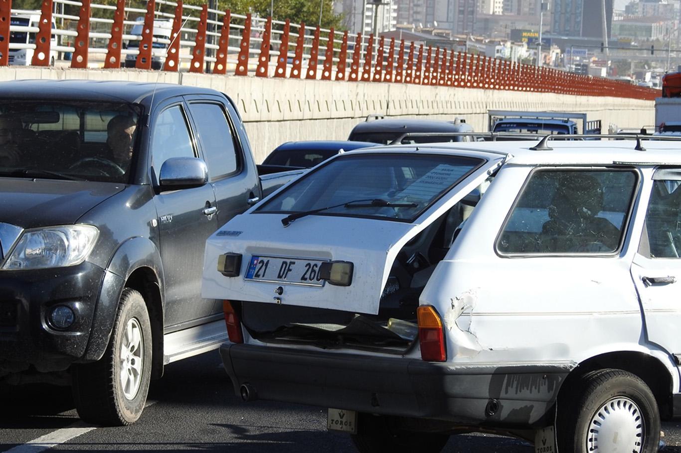 Diyarbakır'da kaza: 1 yaralı Diyarbakır'da kaza: 1 yaralı